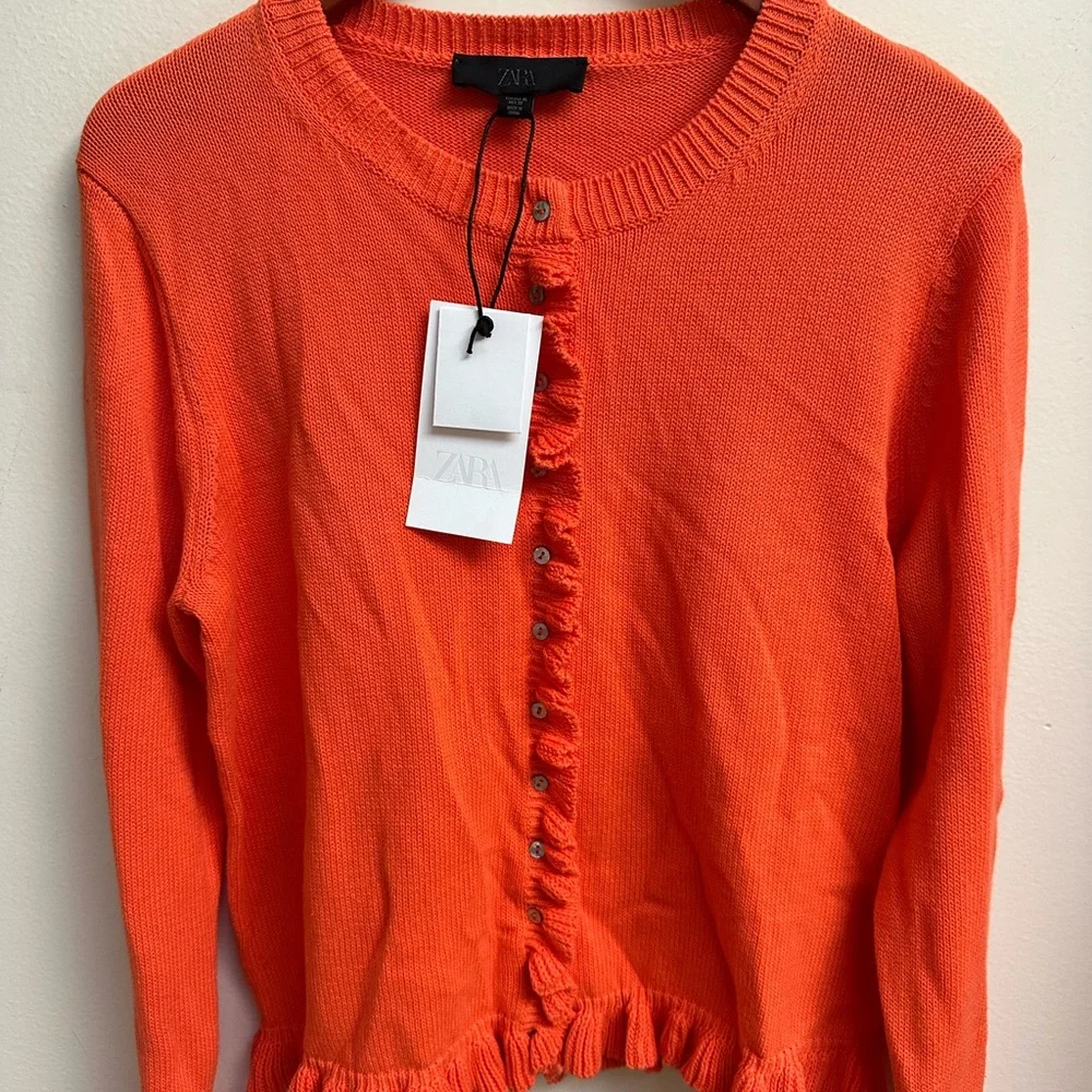 Zara Women's Vibrant Orange Button-Down Shirt - Picture 8 of 8